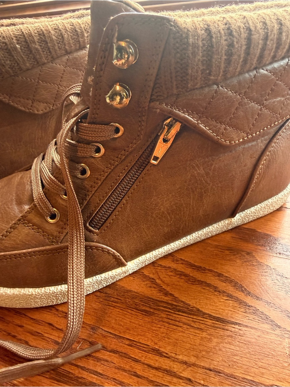 Arizona Jean Co. AZ Hoops Brown High Top Wedge Sneakers Women’s Size 8.5 - Picture 2 of 6
